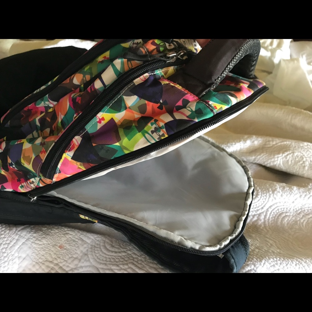 Under Armor Backpack - Picture 4 of 8